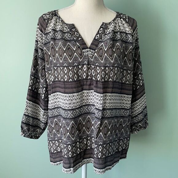 CYNTHIA Rowley 100% Silk 3/4 Sleeve Blouse Size Medium - Picture 2 of 4